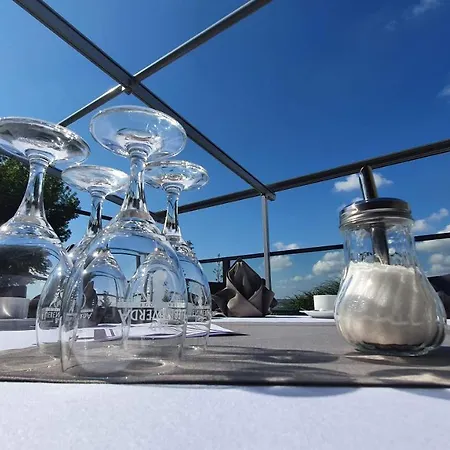 Haus Vier 4* 그로스래셴