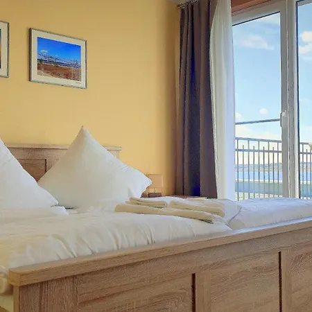 Haus Vier 그로스래셴