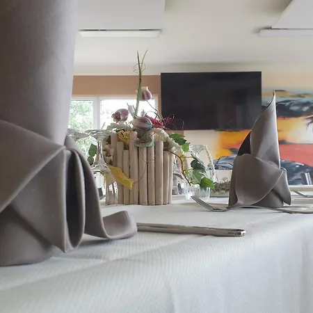 Haus Vier 4* 그로스래셴