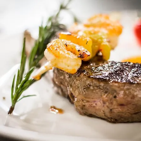 Haus Vier Grossraeschen