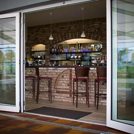 Haus Vier 4* 그로스래셴